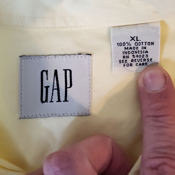 Gap Men's Shirt. Yellow. XL. Minimal flaws. 100% Cotton - Picture 2 of 12